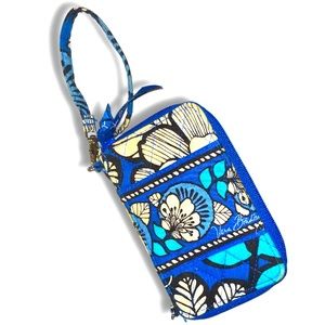 Vera Bradley Blue Bayou Wristlet W/ Pocket & Card Slots